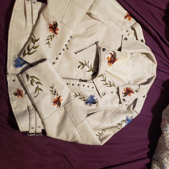 Faux Leather Jacket - Picture 3 of 6